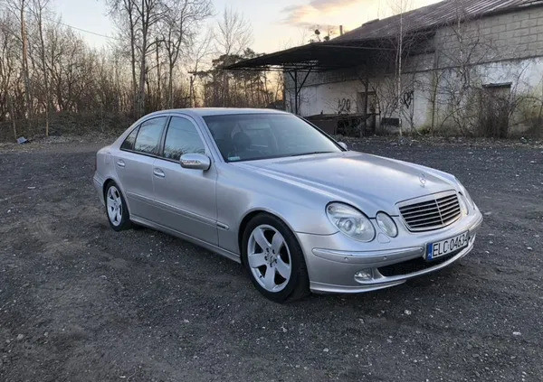 samochody osobowe Mercedes-Benz Klasa E cena 13499 przebieg: 312000, rok produkcji 2002 z Warszawa